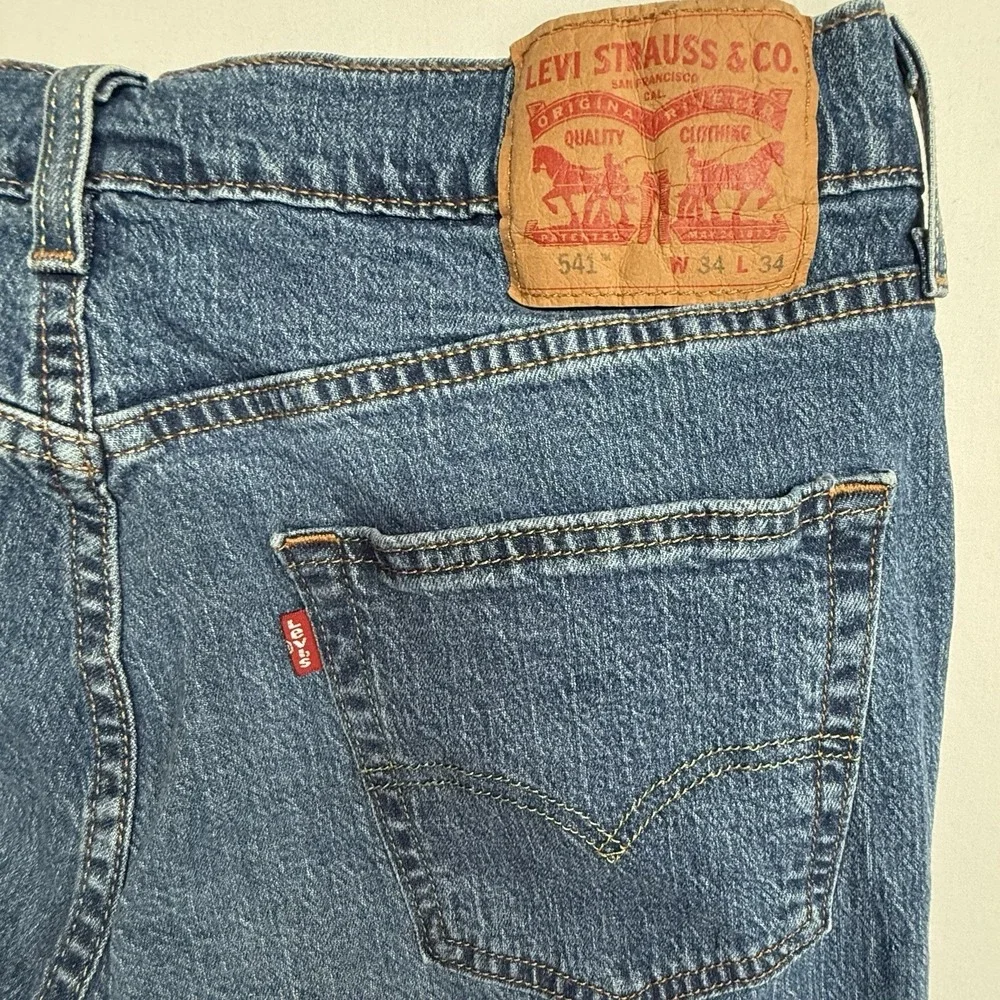 Levis 541 Athletic Taper Jeans‎ Mens 34x34 Medium Wash Denim Red Tab